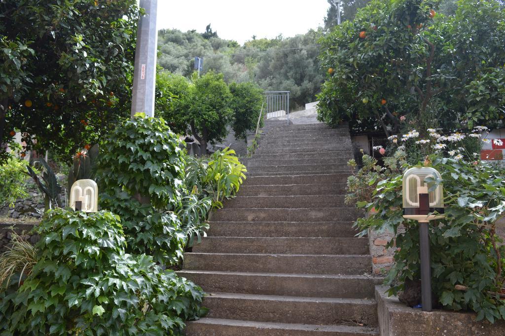 フォルツァ・ダグロLa Casa Di Giuliaアパートメント エクステリア 写真